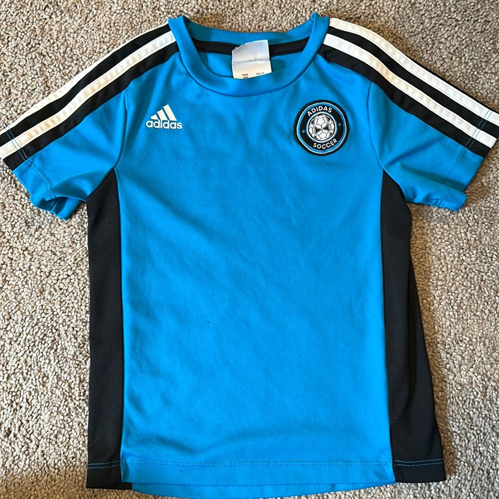 Adidas boys size 3